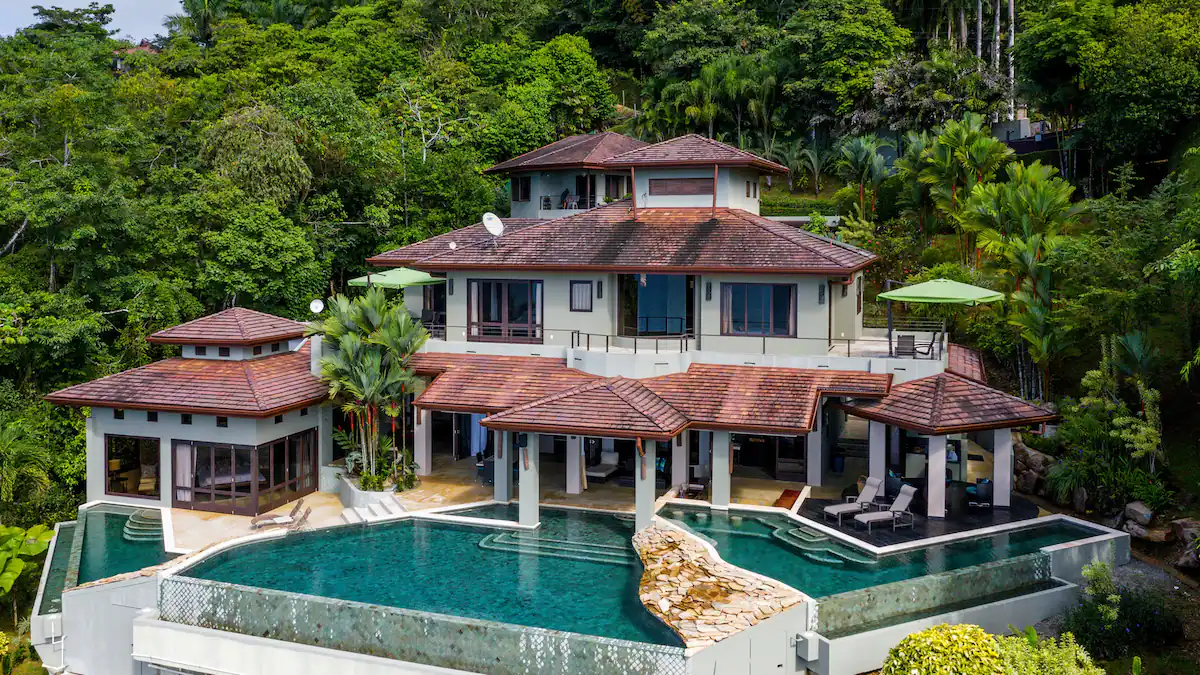 Property Listings AI